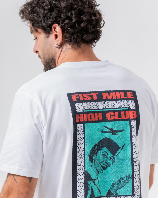 Camiseta Fist Mile Nigh Club Blanca