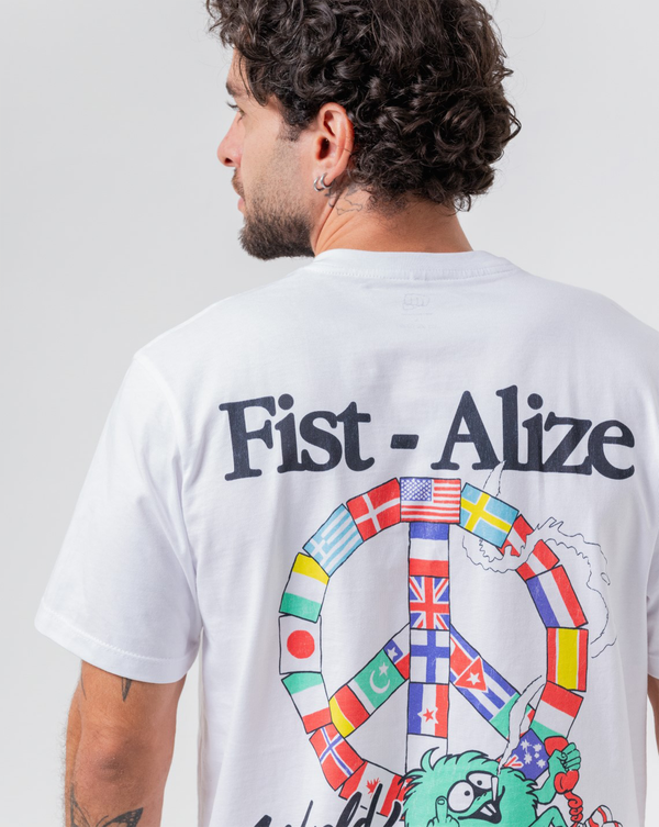 Camiseta Fist World Peace Blanca